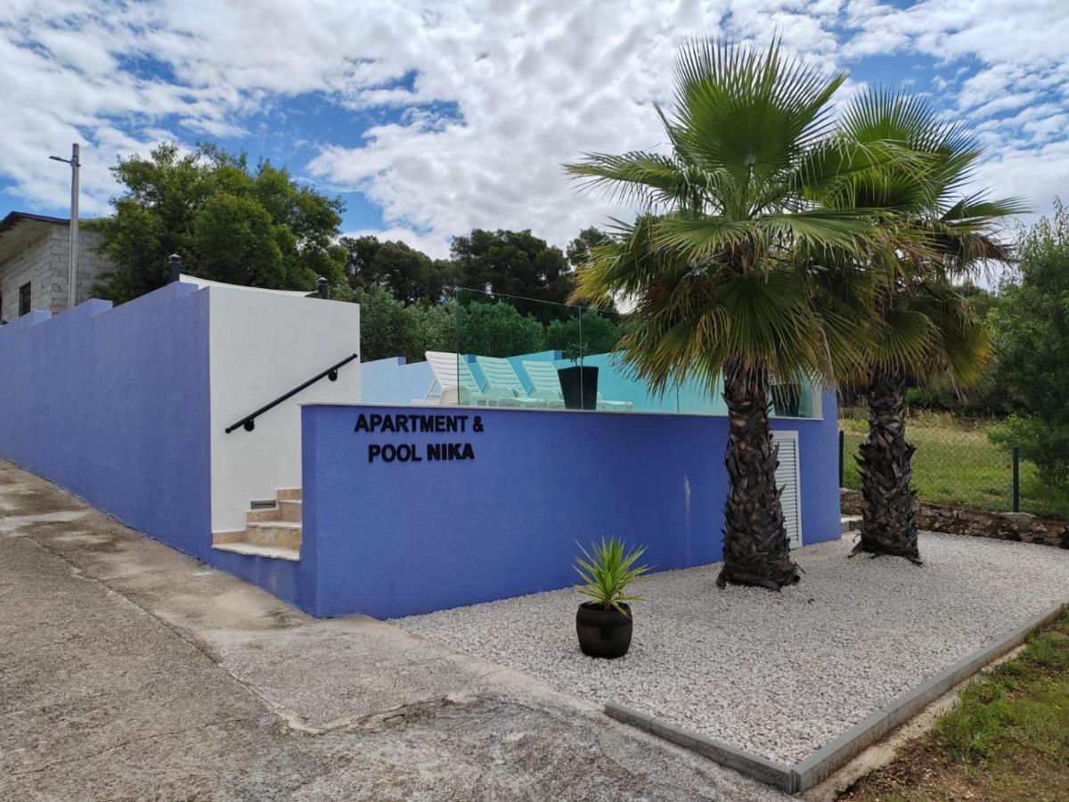 Apartment And Pool Nika Bibinje Ngoại thất bức ảnh